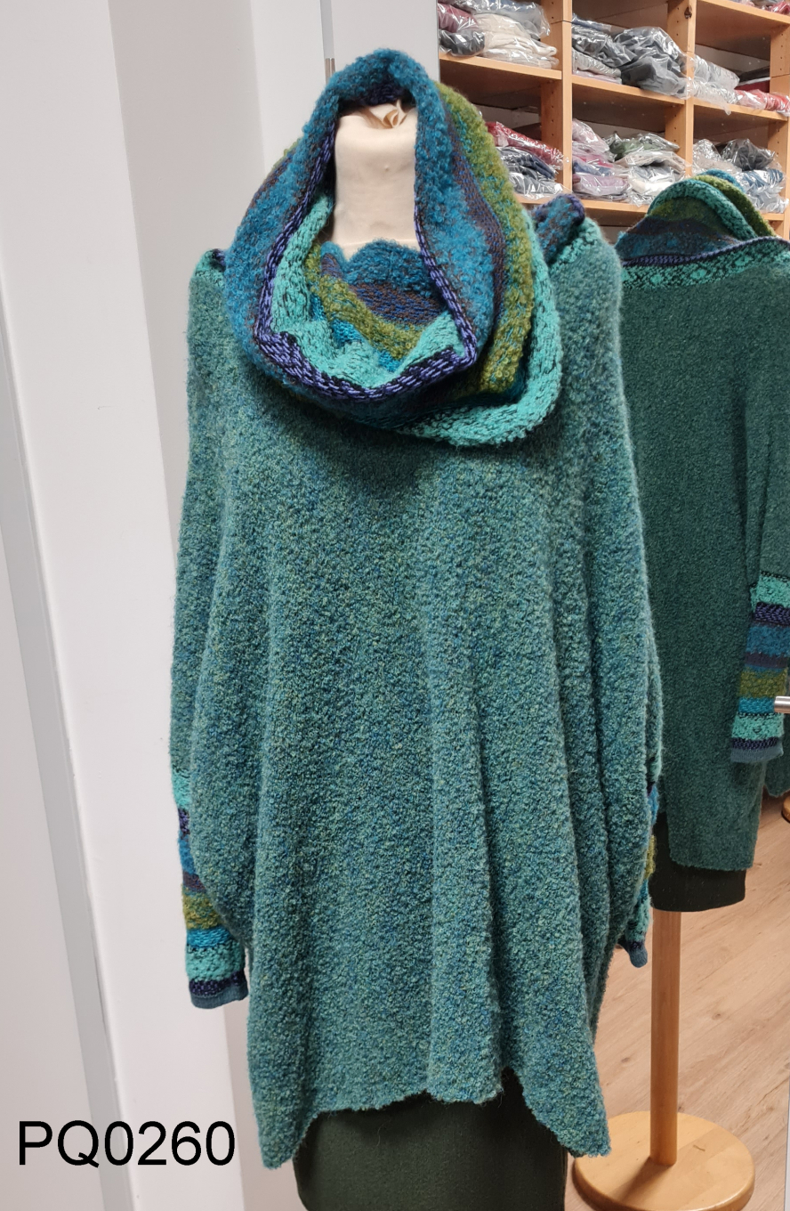 Damen Poncho-Rolli aus Babyalpaka mit Bouclé